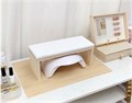 Маникюрная подставка для рук, белая, деревянное основание, 30*12*13 см YJ/dvpodw - фото 535289